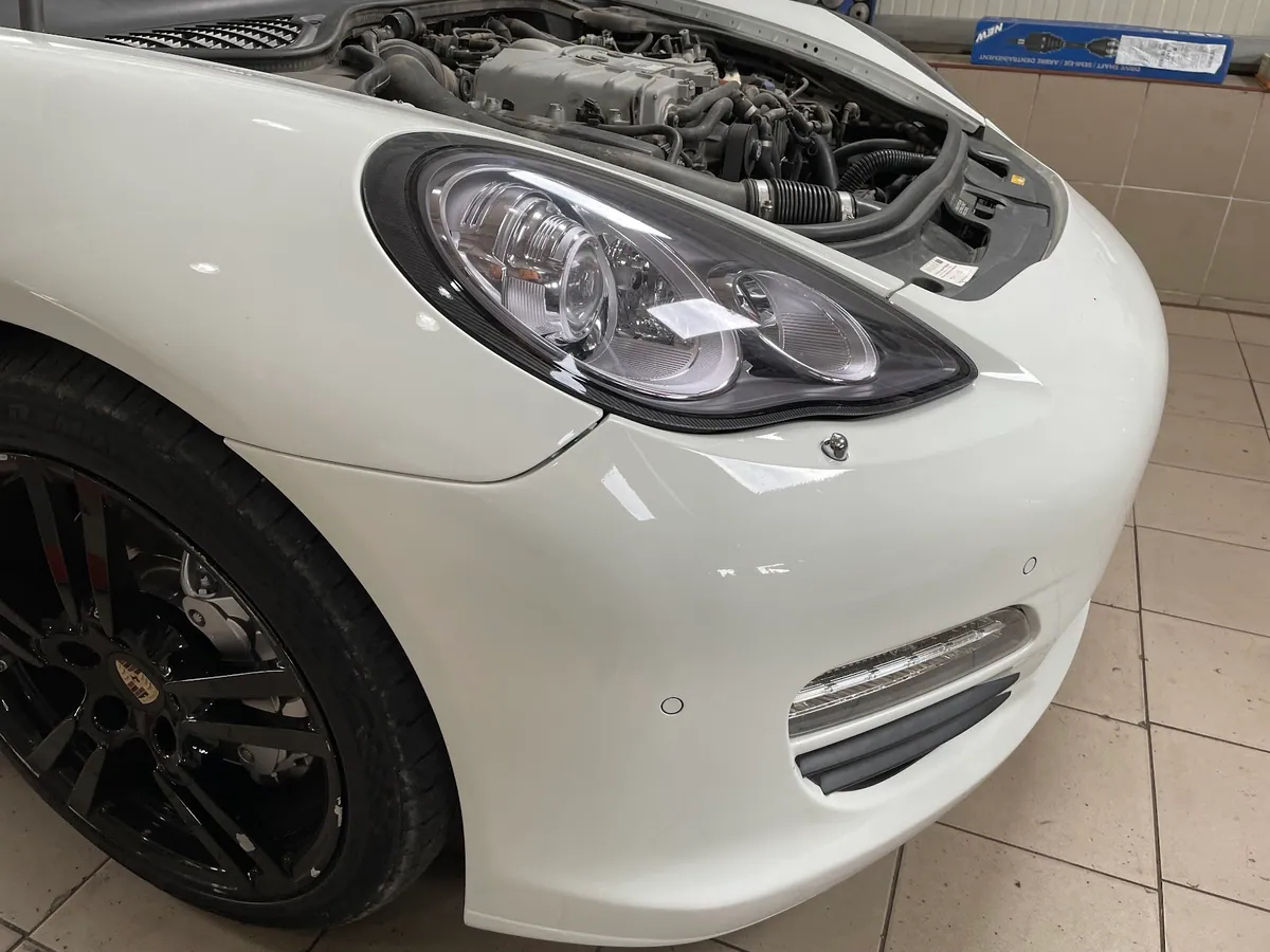 Bogdan’s Porsche Panamera 3.0 TFSI during cooling-system repair · 1