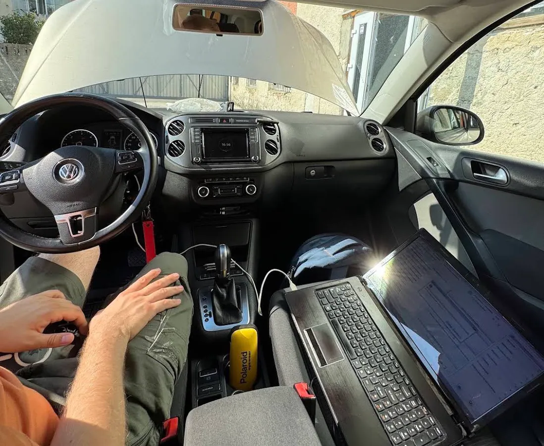 2013 Volkswagen Tiguan during VAS and ODIS module programming · 1