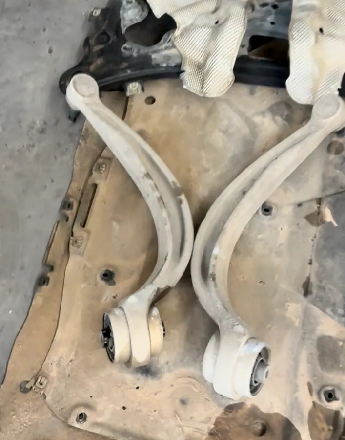 Vadim’s 2018 Audi Q7 2.0 TFSI during comprehensive service · 1