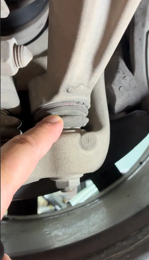 Vadim’s 2018 Audi Q7 2.0 TFSI during comprehensive service · 2