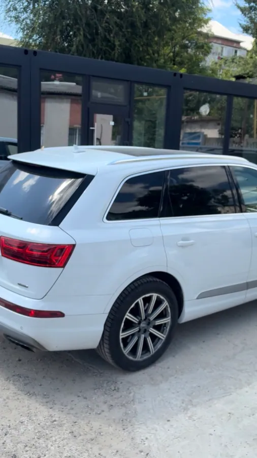 Vadim’s 2018 Audi Q7 2.0 TFSI during comprehensive service · 6
