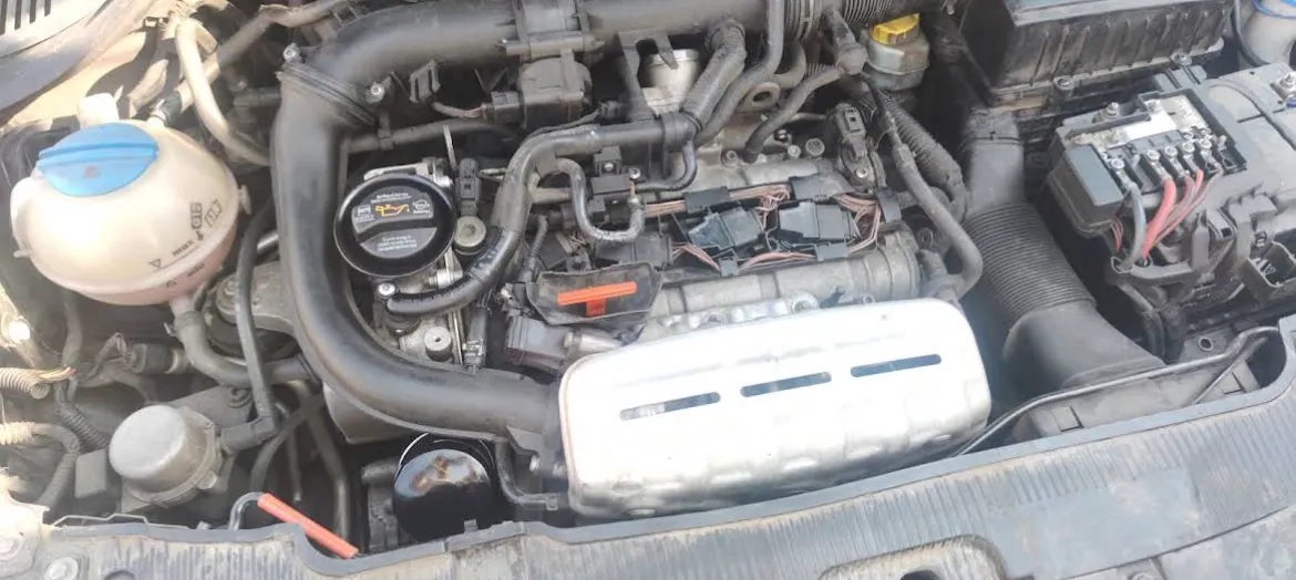 Vlad’s Seat Cupra 1.4 TSI during VCDS diagnostics · 3